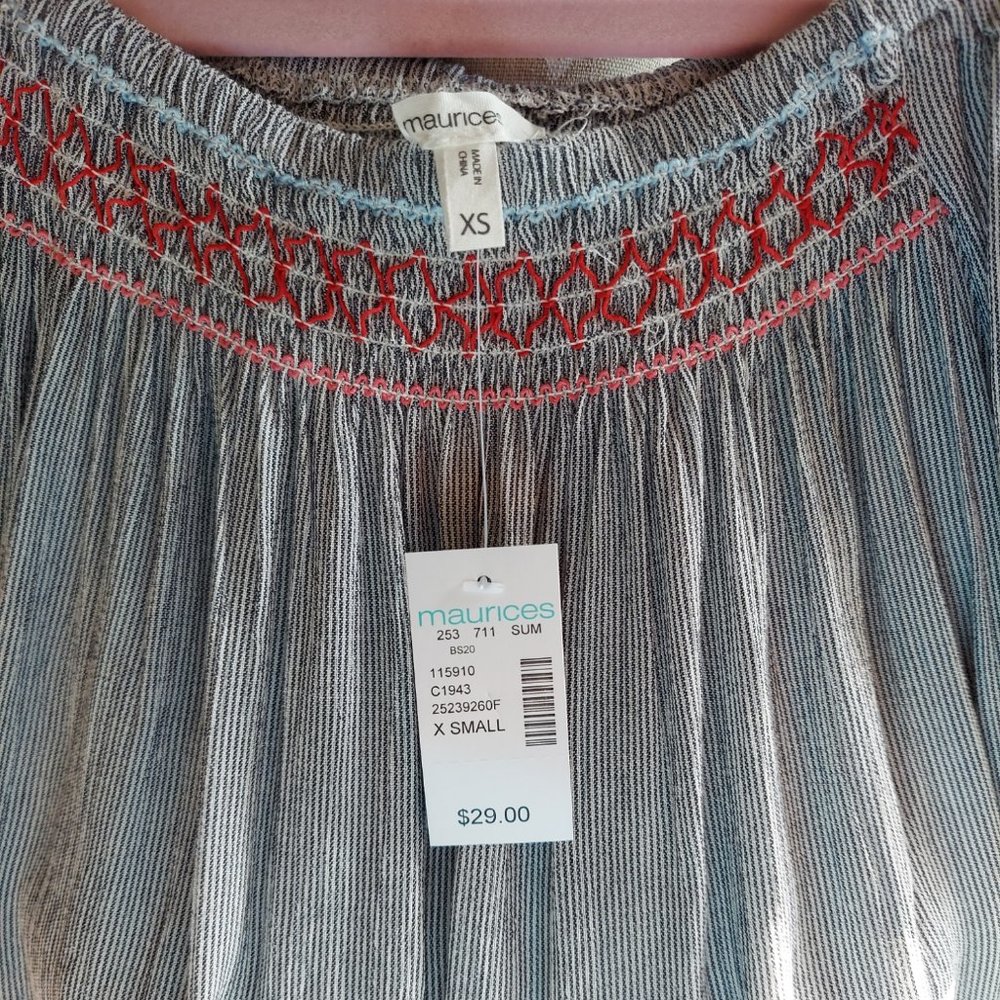 Maurices Short Sleeve Top Women's Size X Small - Picture 3 of 5